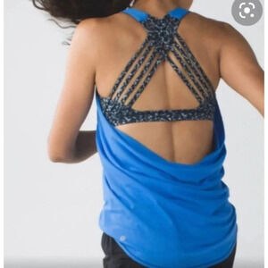 Lululemon Athletica Moment to Moment 2-in-1 Tank Blue Size 6